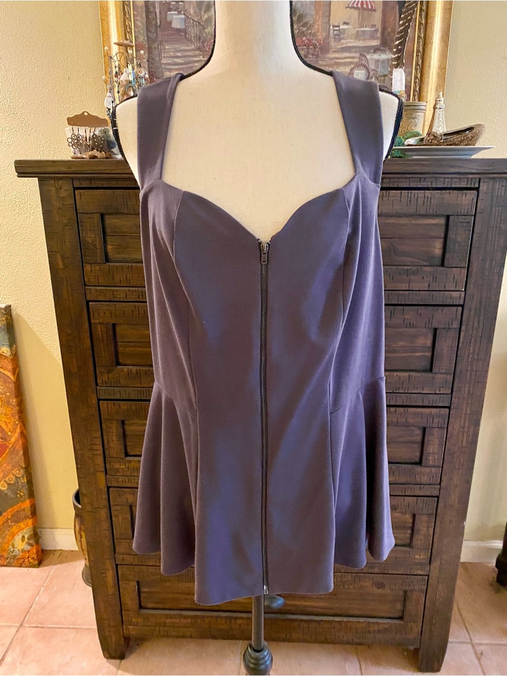 Torrid sleeveless Zip Front with lace back top